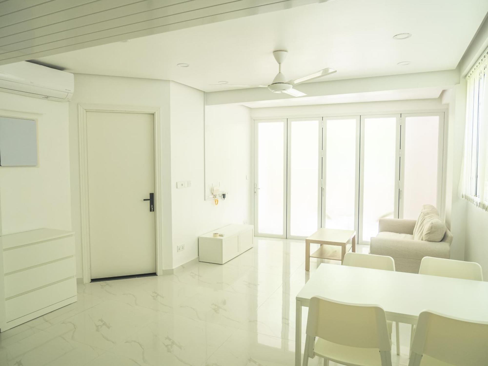 Beachfront Апартаменти *